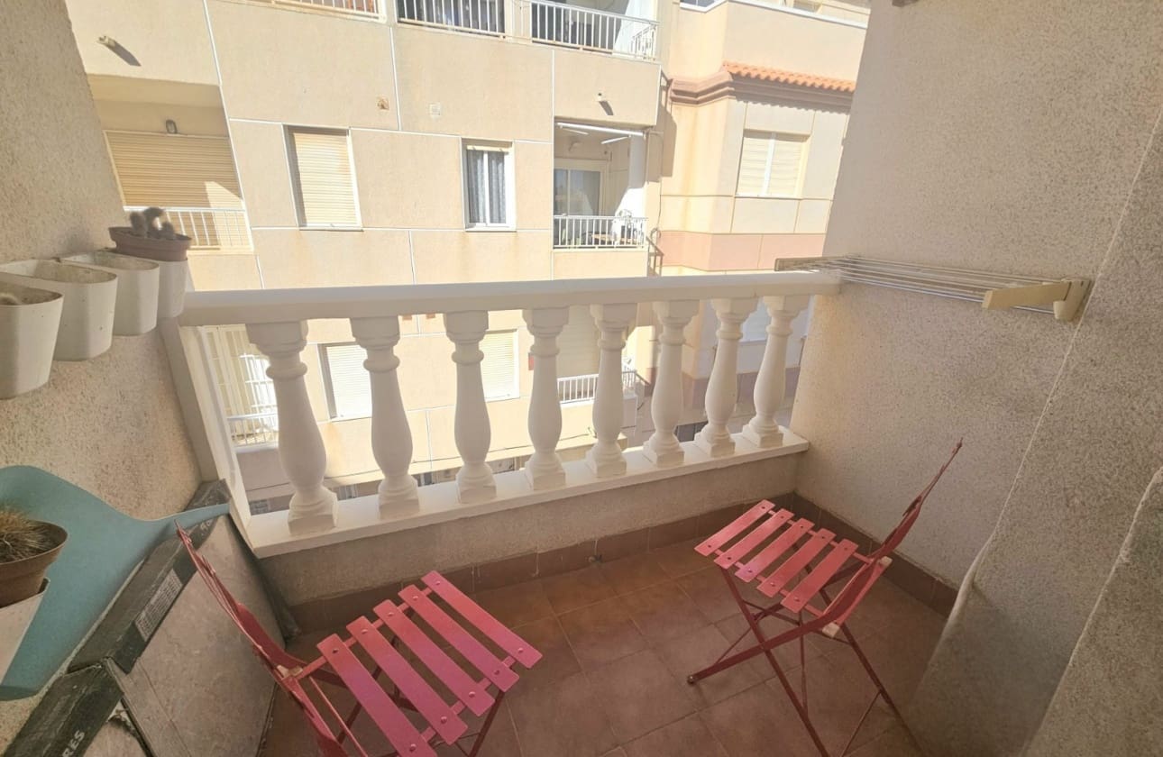 1 chambre Appartement de Plage à vendre à Torrevieja - 120 000 € (Ref: 9610003)