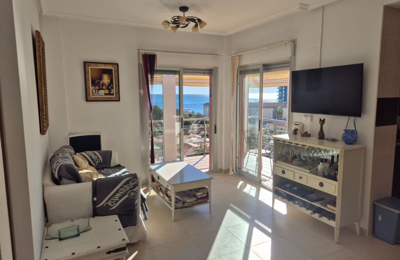 2 slaapkamer Penthouse te koop in Punta Prima met zwembad garage - € 250.000 (Ref: 9613089)