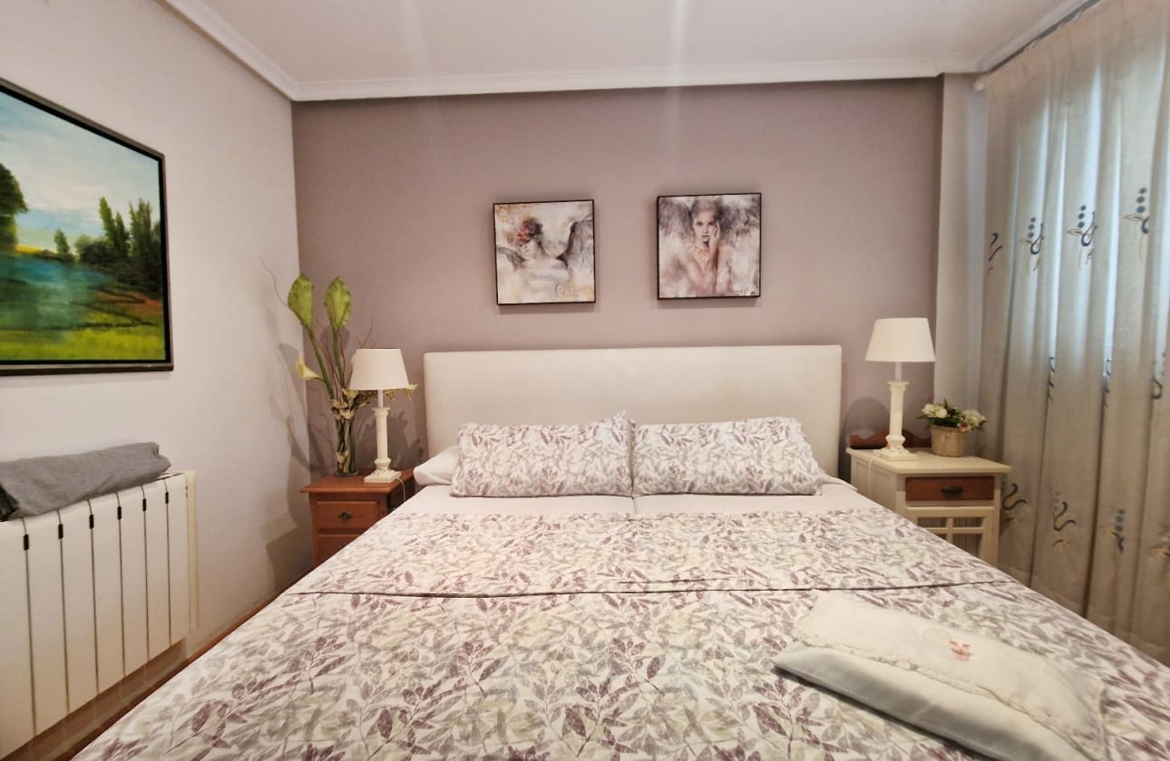 4 bedroom Villa for sale in Guardamar del Segura with pool - € 385,000 (Ref: 9613093)