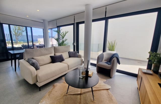 4 Zimmer Villa zu verkaufen in Los Secanos, Guardamar del Segura mit Pool - 625.000 € (Ref: 9613095)