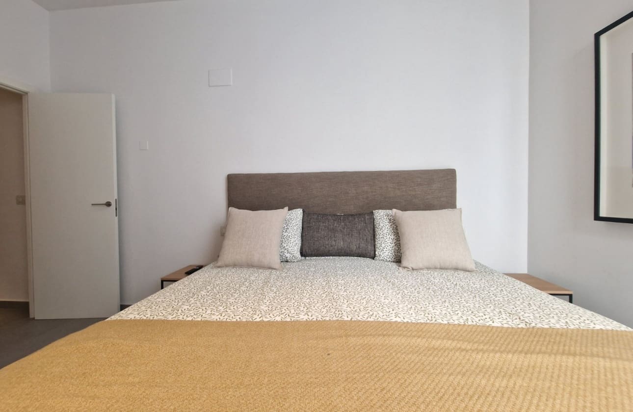 4 Zimmer Villa zu verkaufen in Guardamar del Segura mit Pool - 625.000 € (Ref: 9613095)