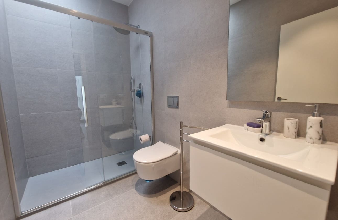 4 Zimmer Villa zu verkaufen in Guardamar del Segura mit Pool - 625.000 € (Ref: 9613095)