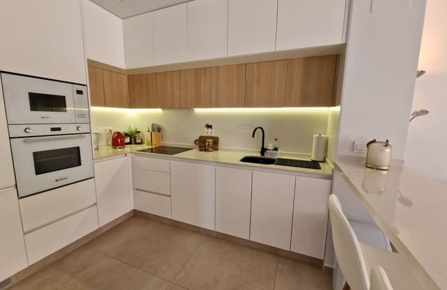 3 bedroom Apartment for sale in El Raso, Guardamar del Segura with pool - € 264,900 (Ref: 9613097)