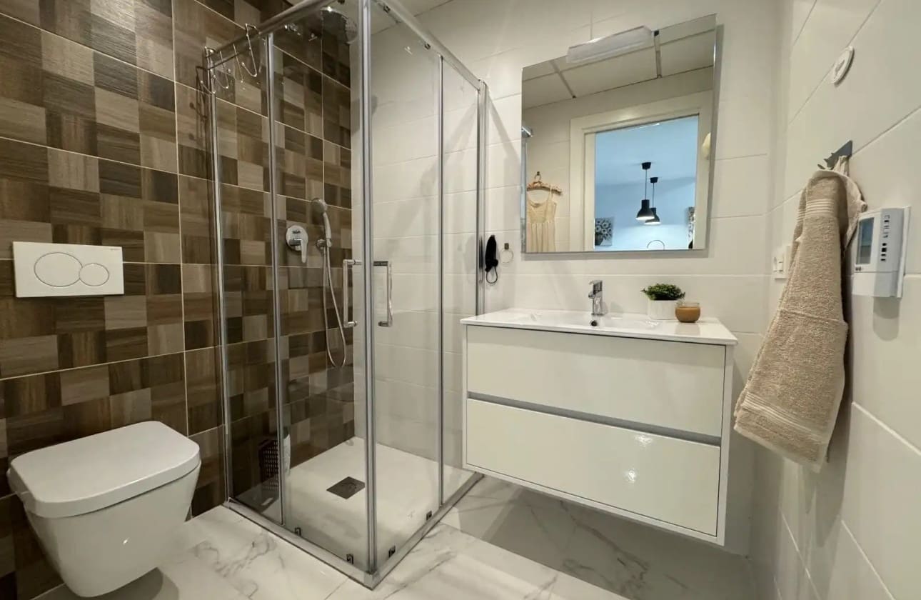 2 quarto Bungalow para venda em Guardamar del Segura com piscina garagem - 219 900 € (Ref: 9614243)