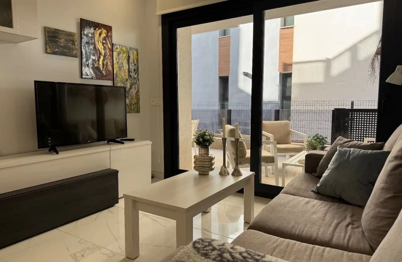 2 quarto Bungalow para venda em Guardamar del Segura com piscina garagem - 219 900 € (Ref: 9614243)