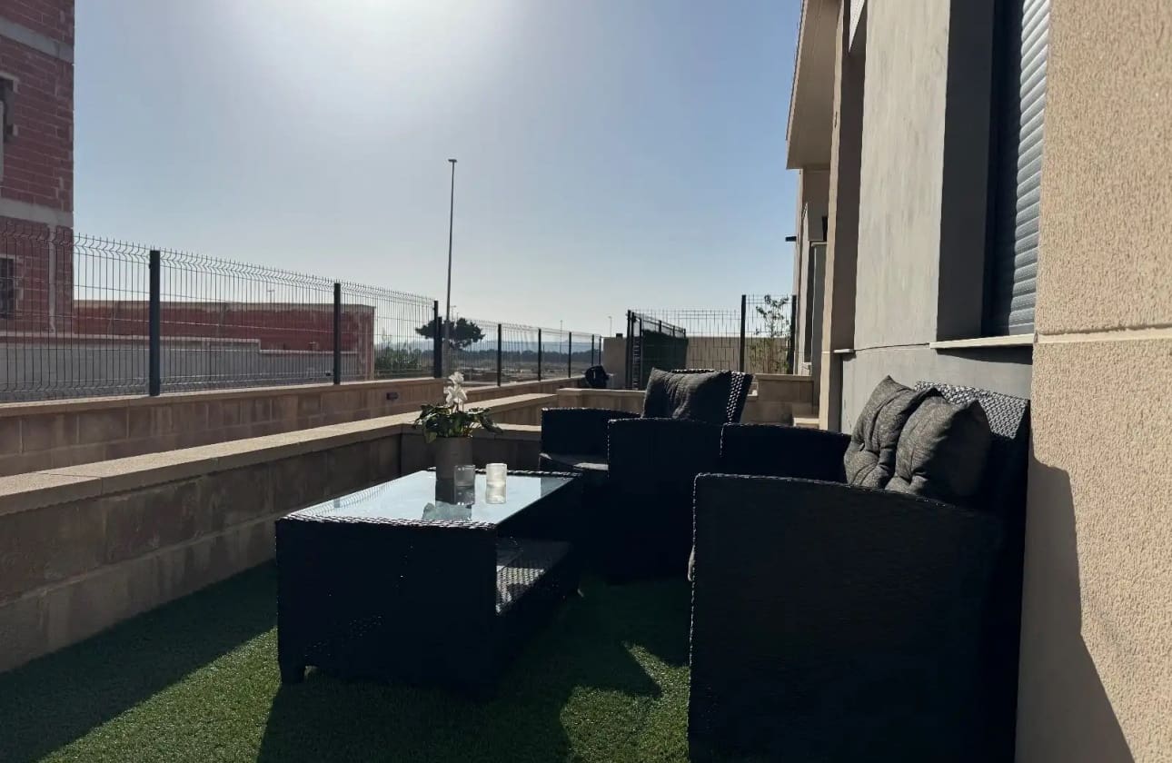 2 quarto Bungalow para venda em Guardamar del Segura com piscina garagem - 219 900 € (Ref: 9614243)