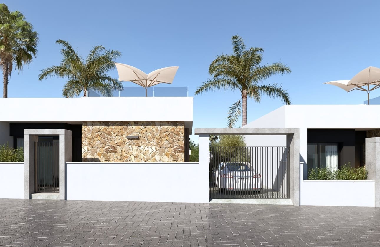 3 bedroom Villa for sale in Ciudad Quesada with pool garage - € 496,000 (Ref: 9622056)