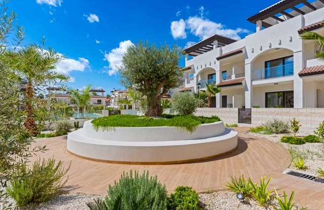 Bungalow de 2 habitaciones en Rojales en venta con piscina - 313.000 € (Ref: 9622072)