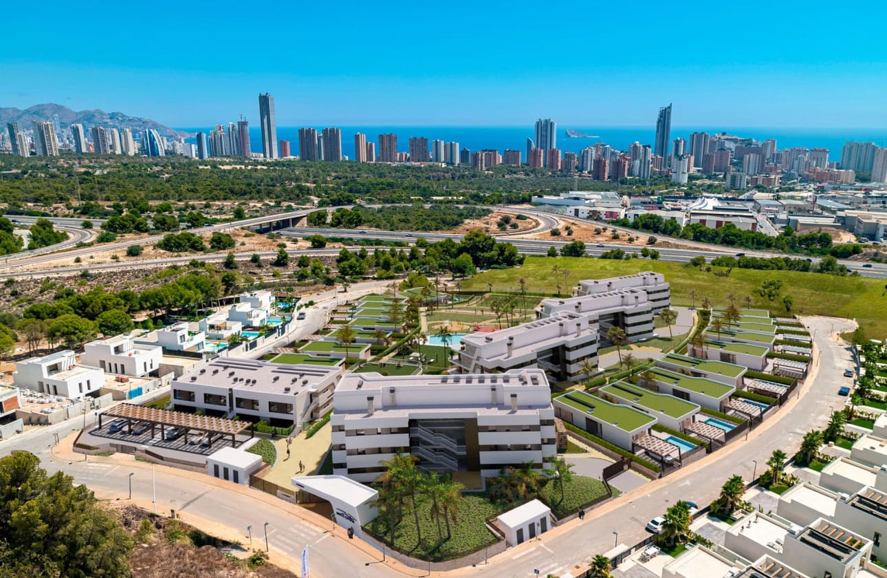 2 bedroom Penthouse for sale in Finestrat with pool - € 630,000 (Ref: 9622078)