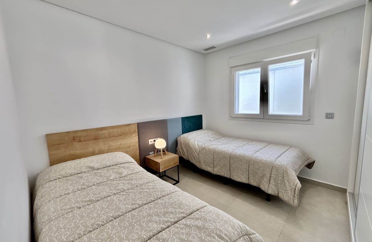 3 bedroom Villa for sale in Benijofar - € 569,500 (Ref: 9622106)