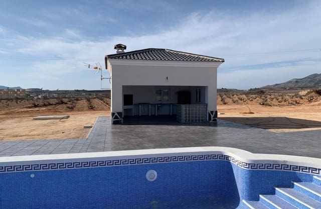 6 bedroom Villa for sale in Pinoso - € 611,000 (Ref: 9622115)