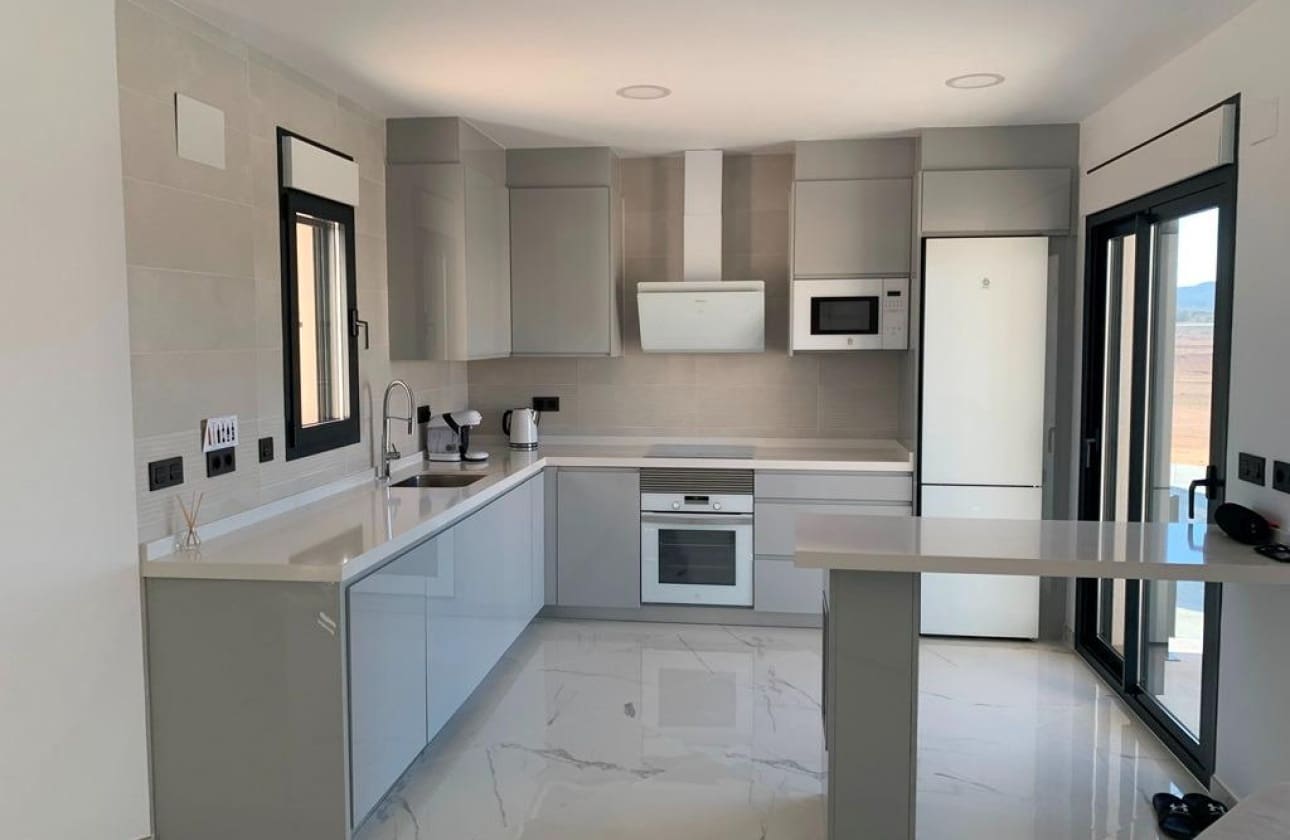 6 bedroom Villa for sale in Pinoso - € 611,000 (Ref: 9622115)