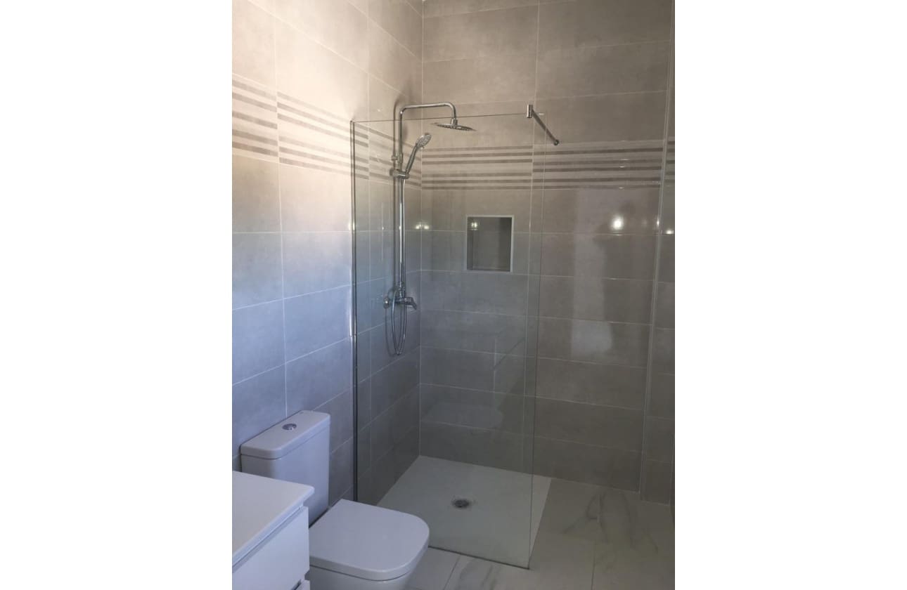 6 bedroom Villa for sale in Pinoso - € 611,000 (Ref: 9622115)