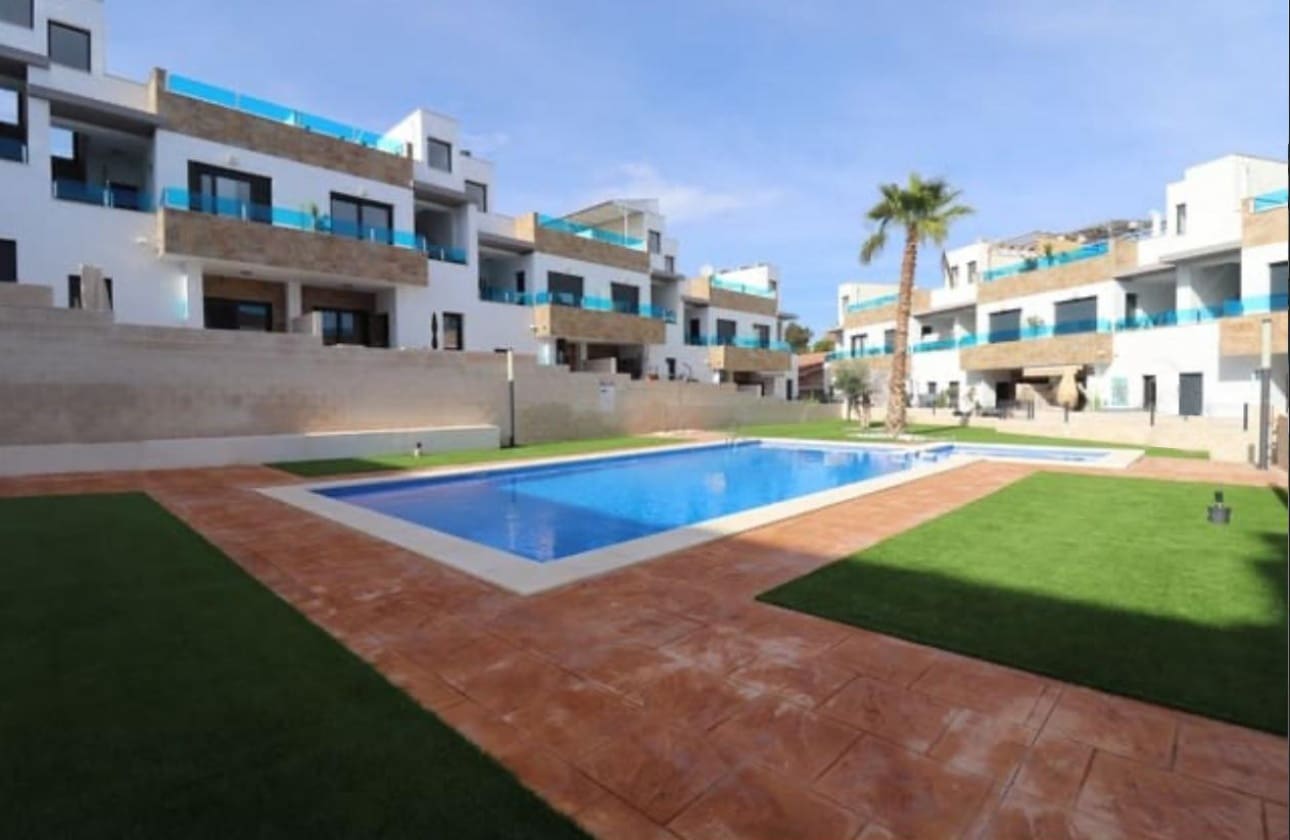 3 Zimmer Villa zu verkaufen in Bigastro mit Pool - 250.000 € (Ref: 9622125)