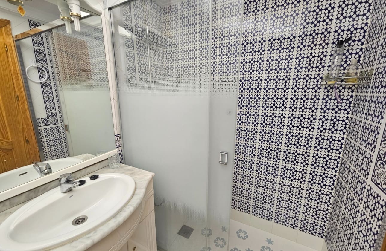 3 quarto Bungalow para venda em Guardamar del Segura com garagem - 220 000 € (Ref: 9622138)