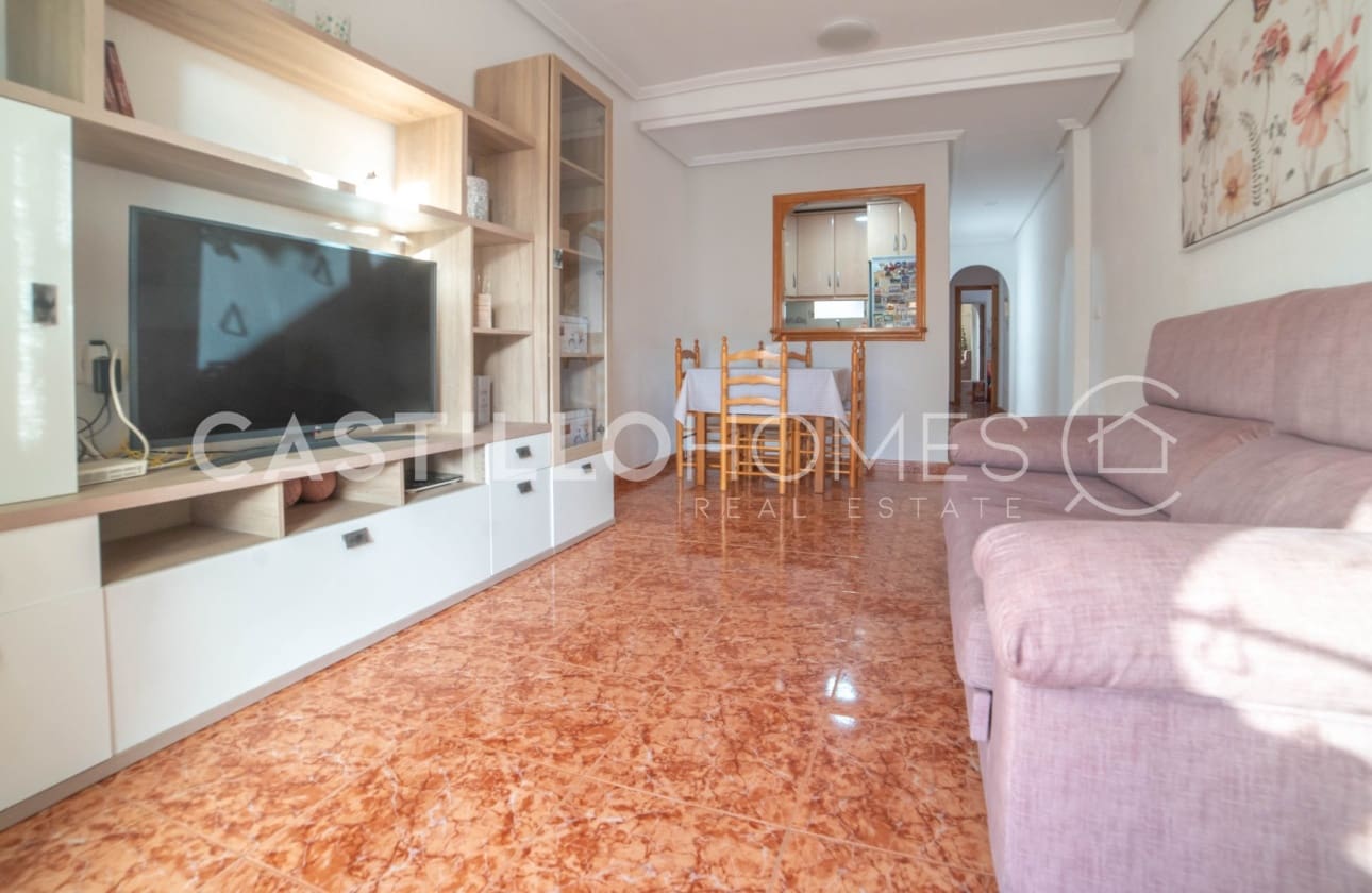 2 slaapkamer Penthouse te koop in Torrevieja - € 145.000 (Ref: 9622140)
