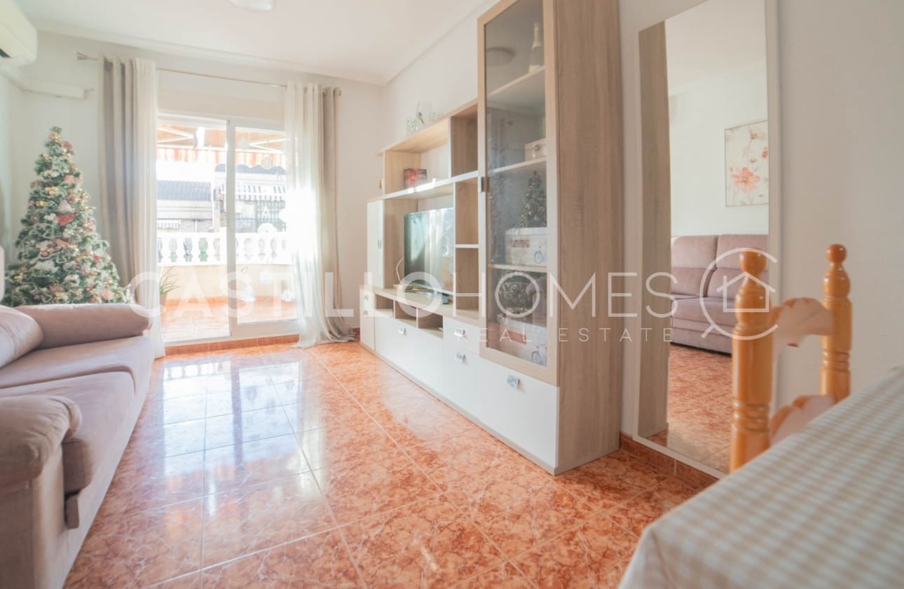2 slaapkamer Penthouse te koop in Torrevieja - € 145.000 (Ref: 9622140)