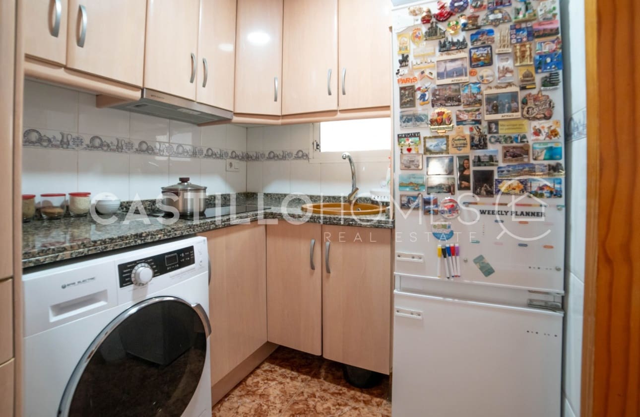 2 slaapkamer Penthouse te koop in Torrevieja - € 145.000 (Ref: 9622140)