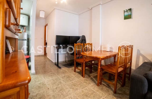 1 makuuhuone Kattohuoneisto myytävänä paikassa Las Piscinas Naturales, Torrevieja - 139 000 € (Ref: 9622141)