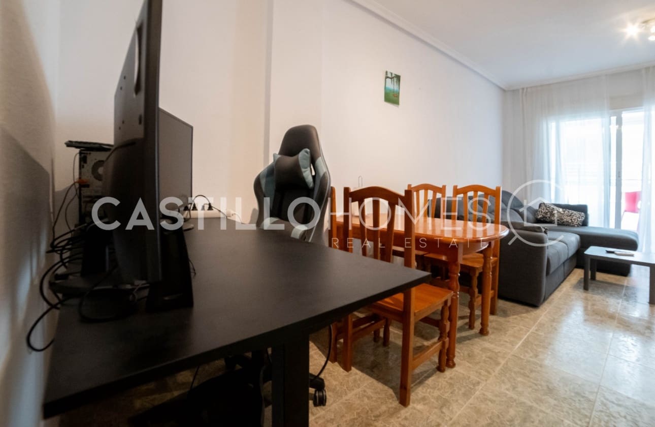 1 makuuhuone Kattohuoneisto myytävänä paikassa Torrevieja - 139 000 € (Ref: 9622141)