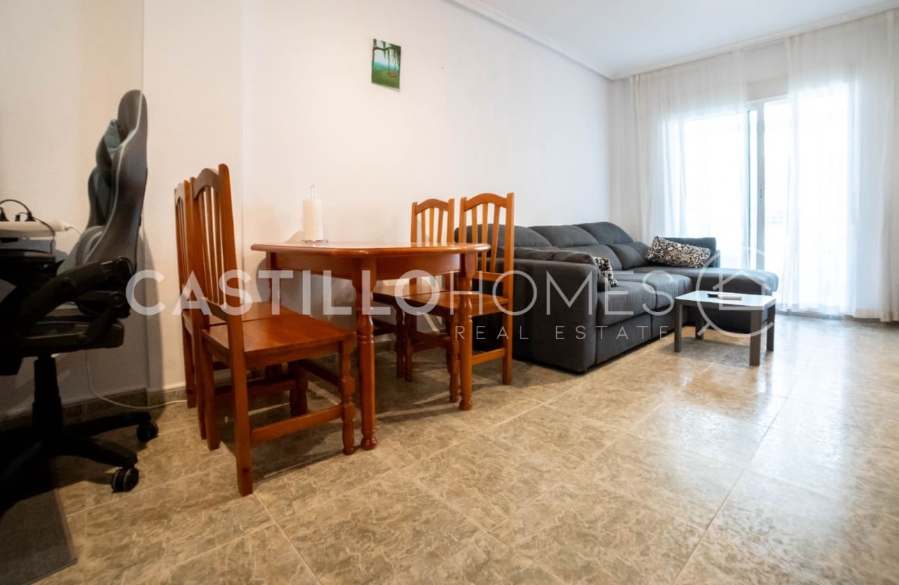 1 makuuhuone Kattohuoneisto myytävänä paikassa Torrevieja - 139 000 € (Ref: 9622141)