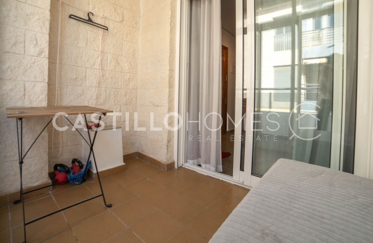 1 makuuhuone Kattohuoneisto myytävänä paikassa Torrevieja - 139 000 € (Ref: 9622141)