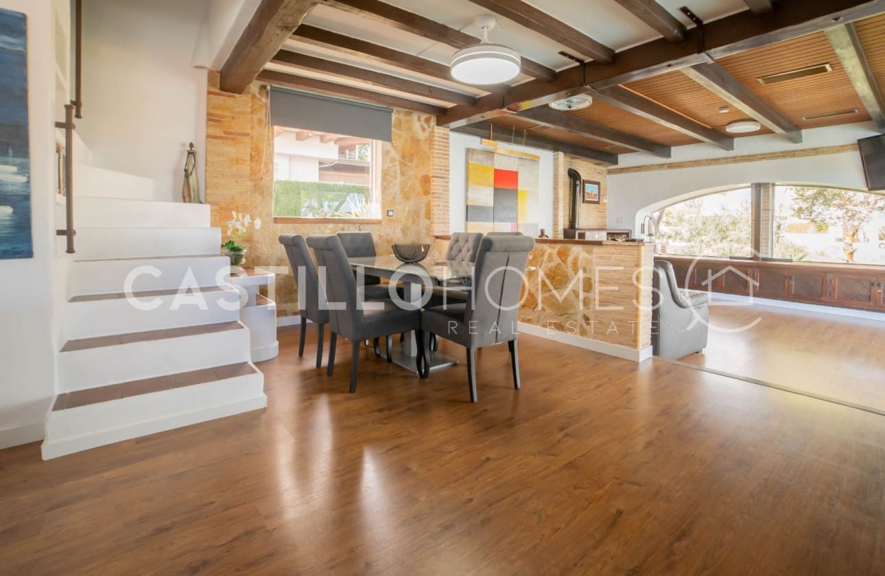 3 bedroom Townhouse for sale in Orihuela Costa with pool - € 430,000 (Ref: 9622142)