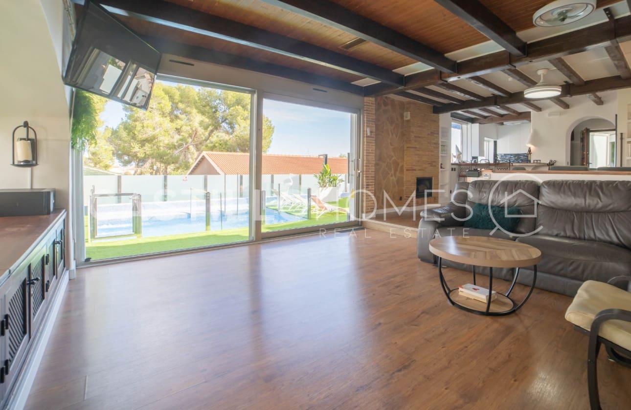 3 bedroom Townhouse for sale in Orihuela Costa with pool - € 430,000 (Ref: 9622142)