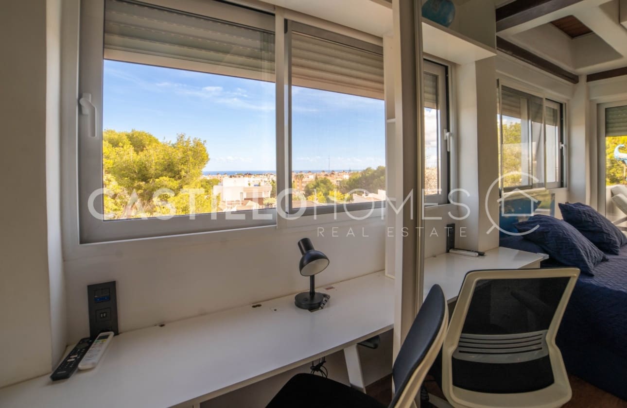 3 bedroom Townhouse for sale in Orihuela Costa with pool - € 430,000 (Ref: 9622142)