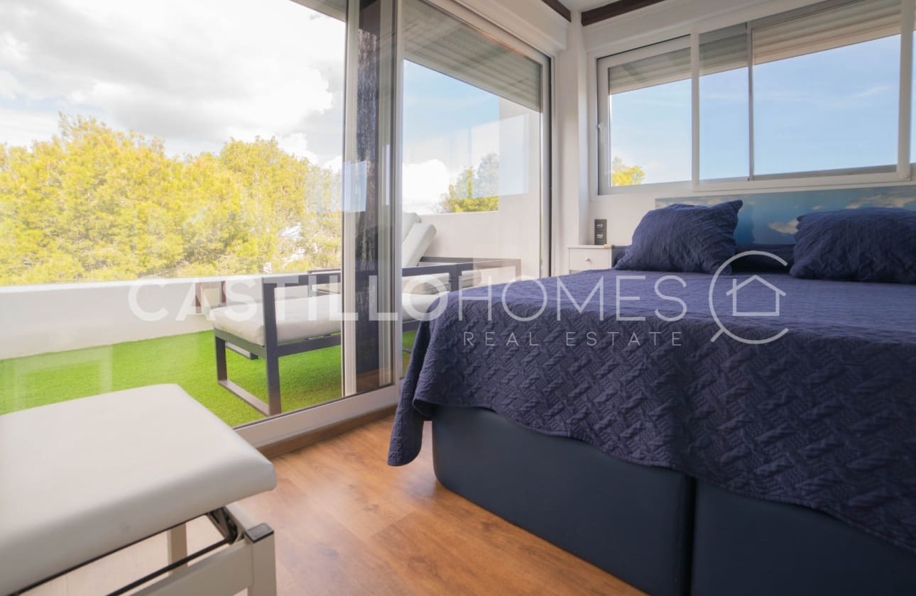 3 bedroom Townhouse for sale in Orihuela Costa with pool - € 430,000 (Ref: 9622142)