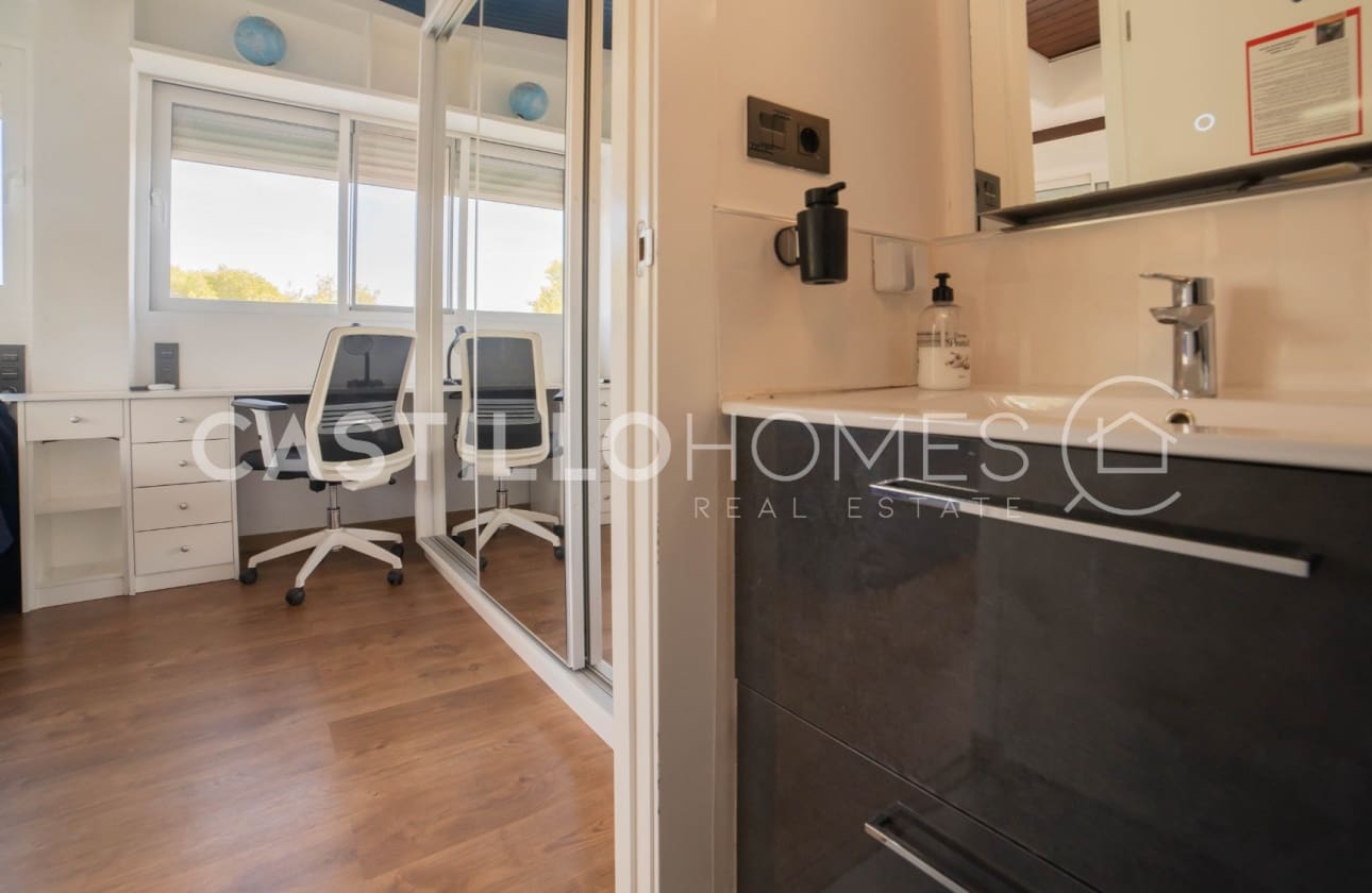 3 bedroom Townhouse for sale in Orihuela Costa with pool - € 430,000 (Ref: 9622142)