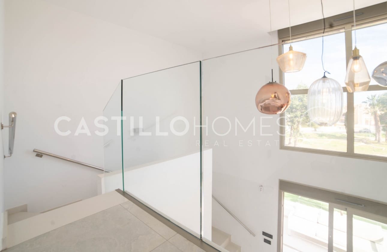 Chalet de 4 habitaciones en Filipinas en venta con piscina - 595.000 € (Ref: 9622143)