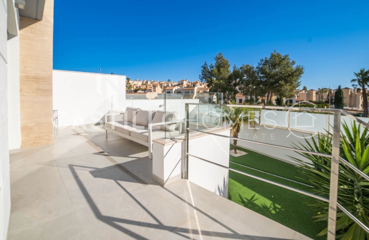 4 makuuhuone Huvila myytävänä paikassa Filipinas mukana uima-altaan - 595 000 € (Ref: 9622143)