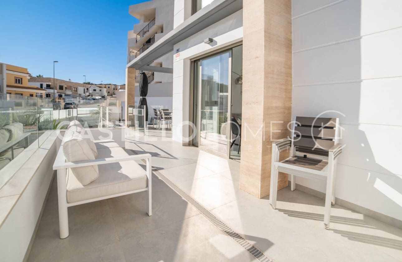 4 makuuhuone Huvila myytävänä paikassa Filipinas mukana uima-altaan - 595 000 € (Ref: 9622143)