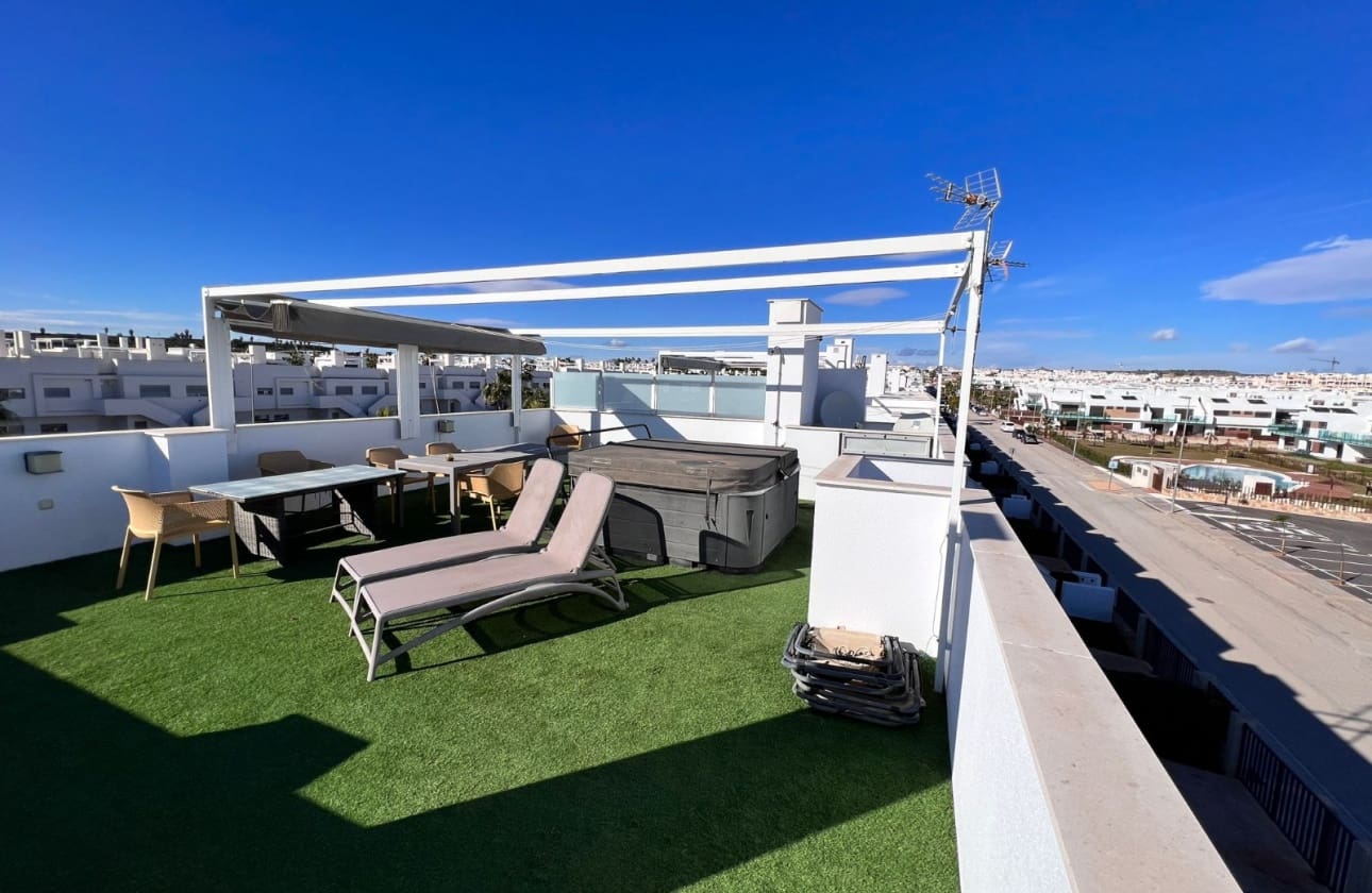 2 sovrum Lägenhet till salu i Vistabella med pool - 235 000 € (Ref: 9622144)