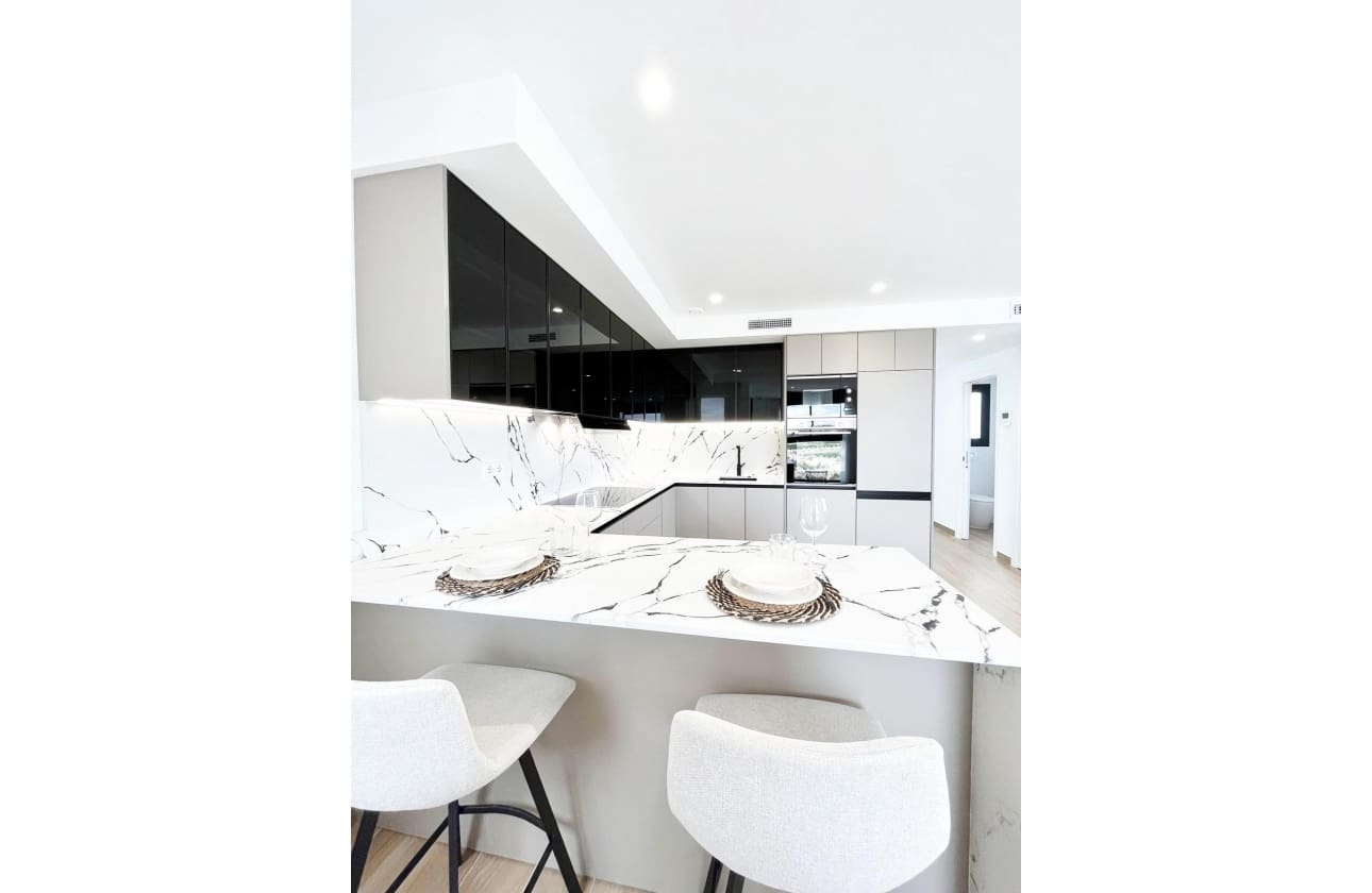 6 bedroom Villa for sale in Algorfa with pool - € 965,000 (Ref: 9622162)