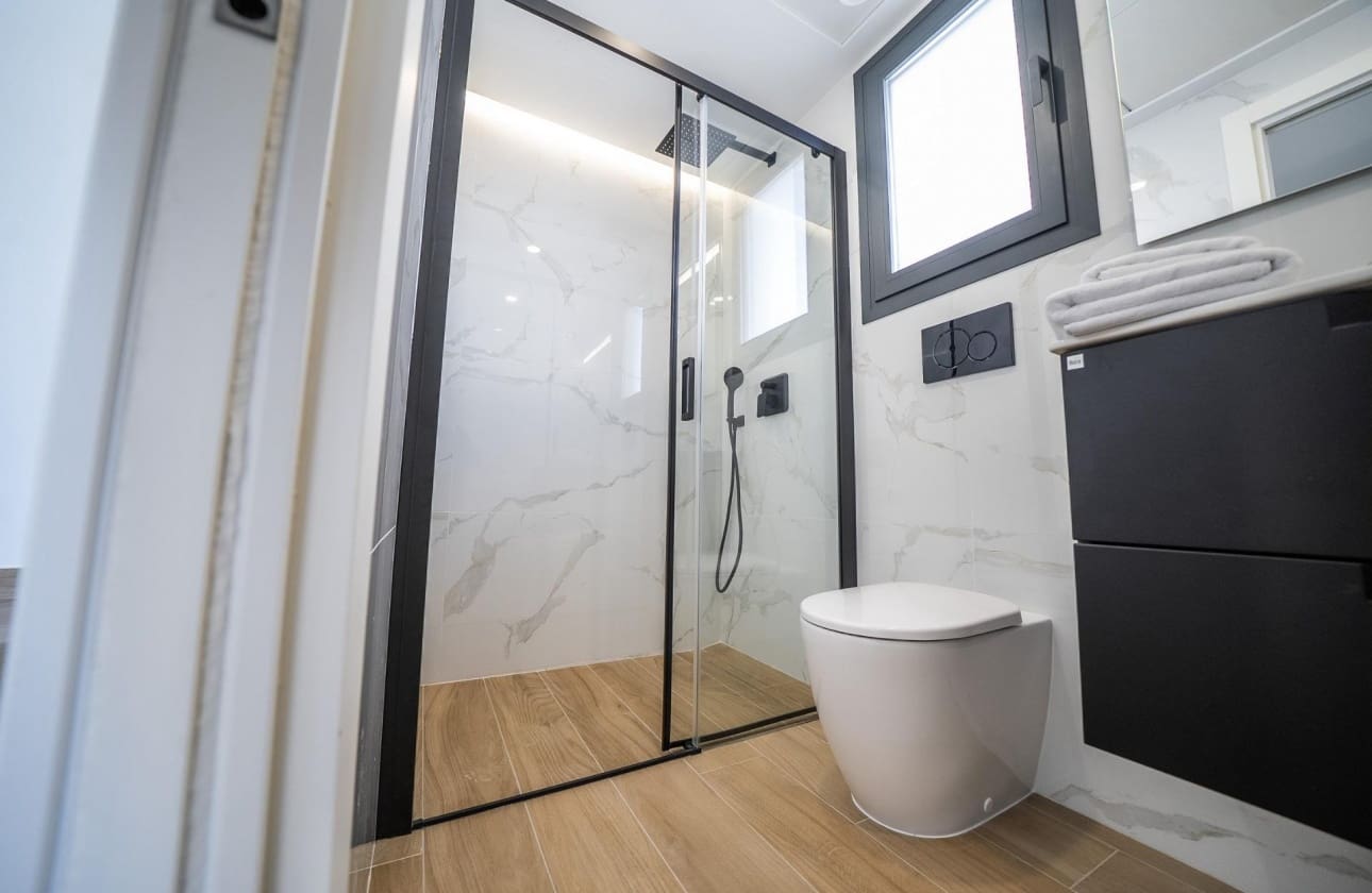 6 bedroom Villa for sale in Algorfa with pool - € 965,000 (Ref: 9622162)