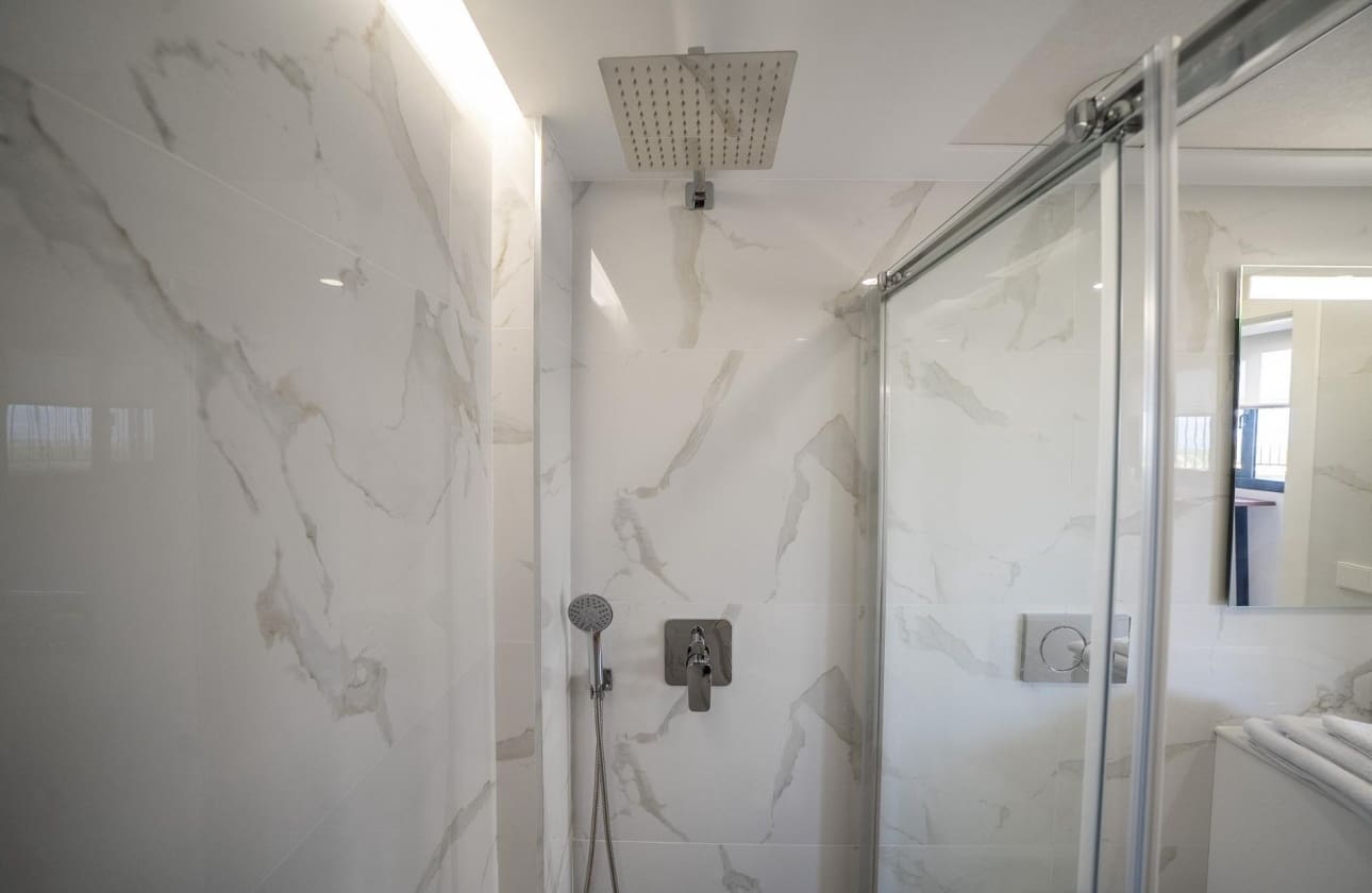 6 bedroom Villa for sale in Algorfa with pool - € 965,000 (Ref: 9622162)