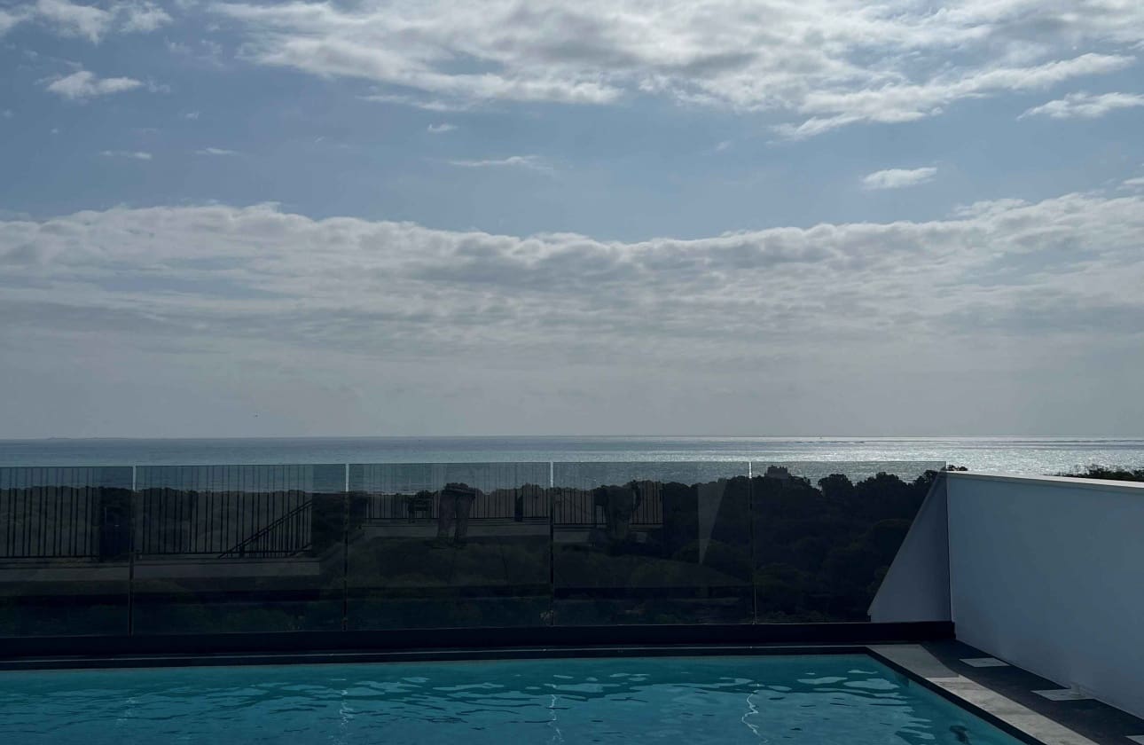 3 quarto Apartamento para venda em Guardamar del Segura com piscina - 350 000 € (Ref: 9622168)