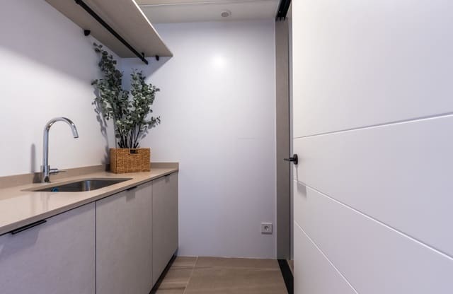 3 camera da letto Appartamento sulla Spiaggia in vendita in Zona Pueblo, Guardamar del Segura con piscina - 510.000 € (Rif: 9622173)