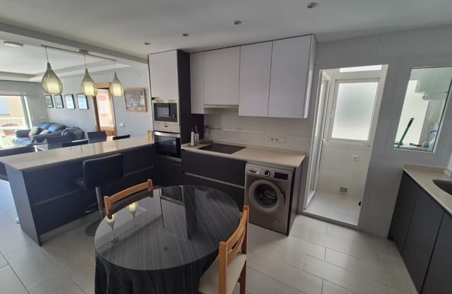 3 slaapkamer Appartement te koop in Playa del Cura, Torrevieja met garage - € 330.000 (Ref: 9622176)