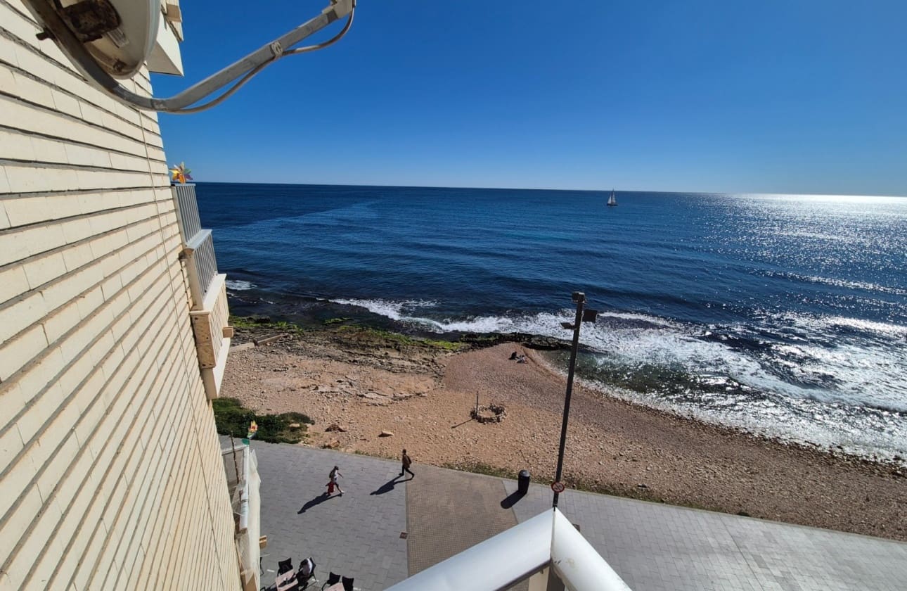 3 soverom Strandleiligheter til salgs i Torrevieja med garasje - € 330 000 (Ref: 9622176)