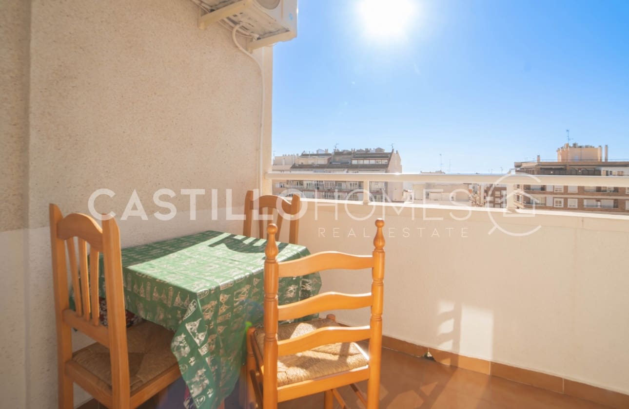 2 bedroom Apartment for sale in Torrevieja with pool - € 139,000 (Ref: 9622178)