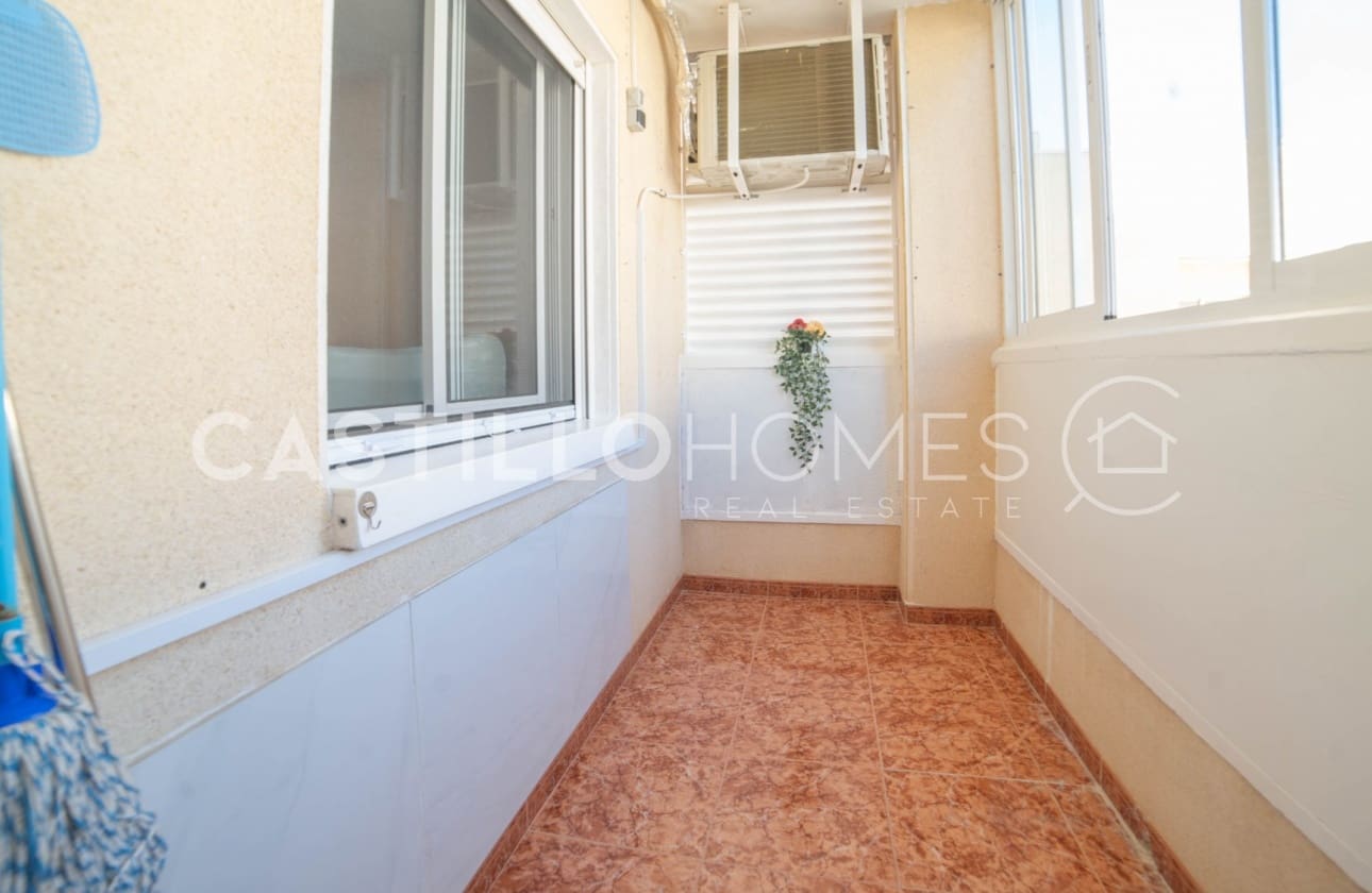 2 soverom Leilighet til salgs i Torrevieja - € 159 000 (Ref: 9622179)