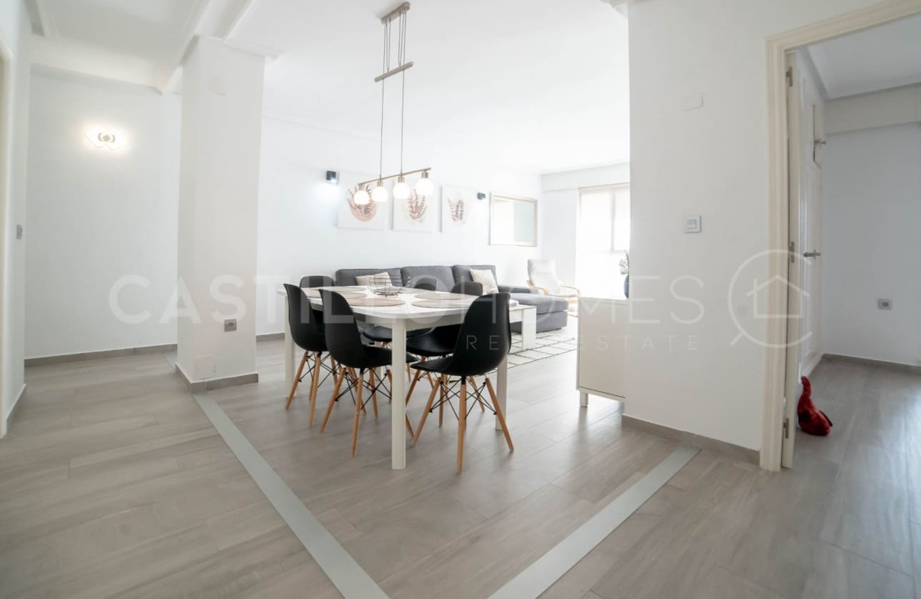 3 Zimmer Apartment zu verkaufen in Torrevieja - 380.000 € (Ref: 9622180)