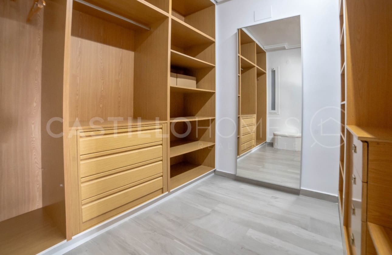 3 Zimmer Apartment zu verkaufen in Torrevieja - 380.000 € (Ref: 9622180)