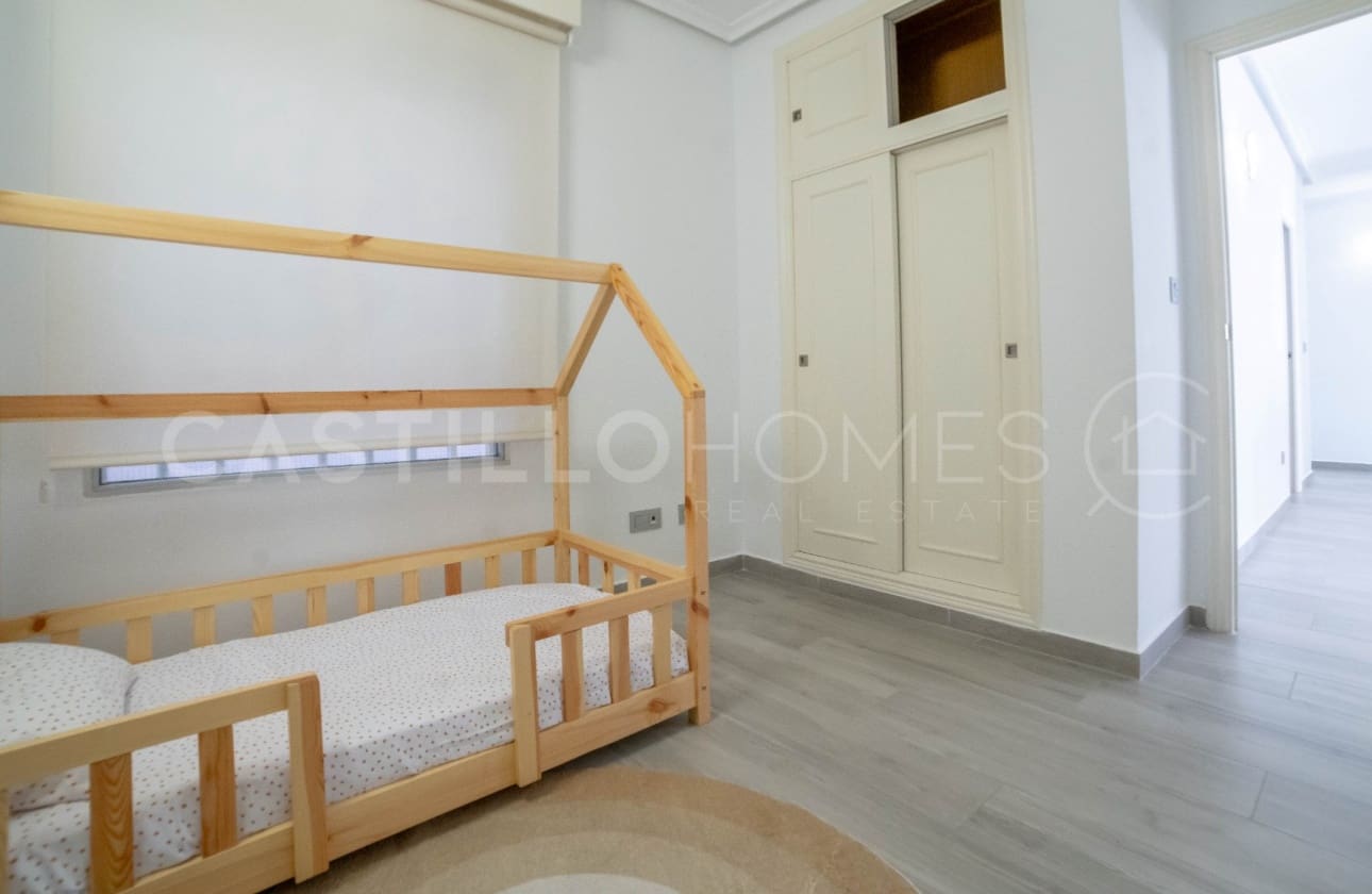 3 Zimmer Apartment zu verkaufen in Torrevieja - 380.000 € (Ref: 9622180)