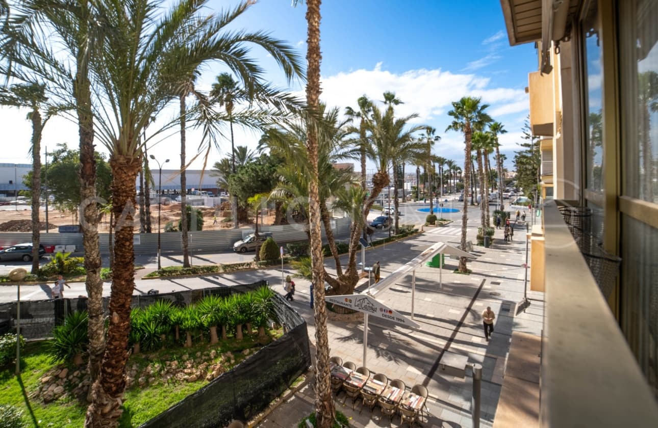 3 Zimmer Apartment zu verkaufen in Torrevieja - 380.000 € (Ref: 9622180)