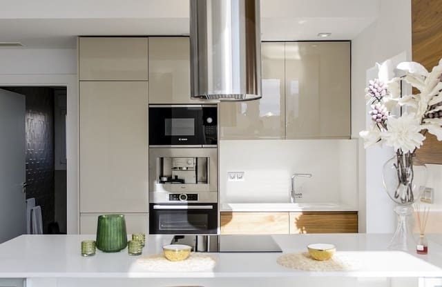 3 soveværelse Villa til salg i Los Montesinos med swimmingpool - € 485.000 (Ref: 9631485)