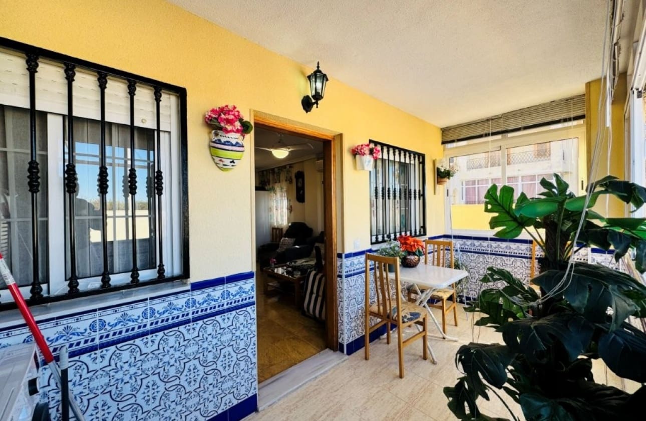 2 Zimmer Apartment zu verkaufen in La Mata mit Pool - 239.000 € (Ref: 9631487)